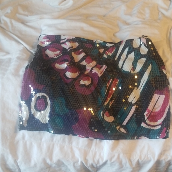Express sequin skirt - Picture 3 of 3